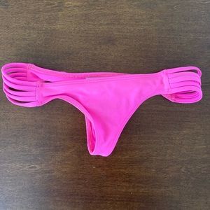 Maui Girl Cheeky Bottoms size: S